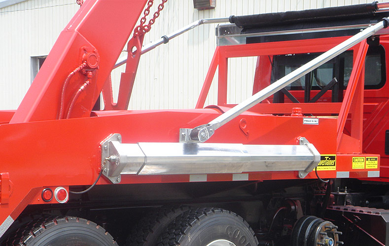 RR-Systems-Large-Thumbs-_0004_DC302-Lugger-Roll-Off