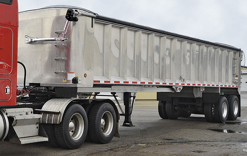 rr-large-thumbs-trailer-tarp-systems-_0011_STS-End-Dump-Trailer